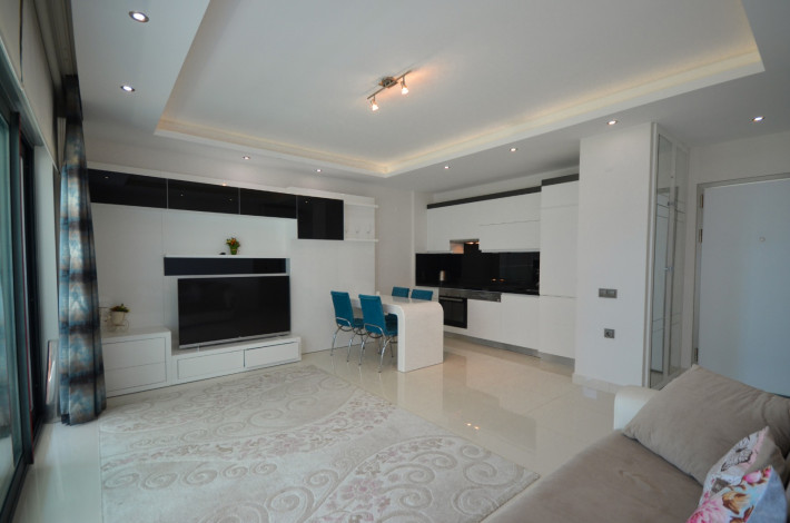 Квартира в аренду 1+1 с видом на море в одном из лучших комплексов Алании, 65 м2 - Ракурс 6