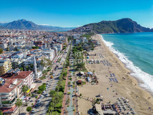 Квартира 2+1 на первой береговой линии в центре Алании - Ракурс 5