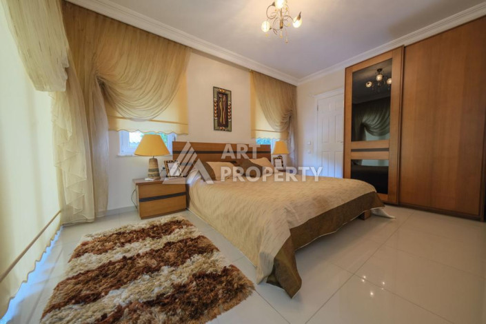 Квартира 2+1 на первой береговой линии в центре Алании - Ракурс 27