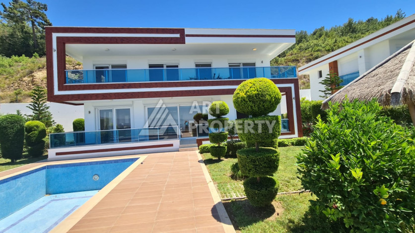 Двухэтажная вилла с видом на море в Каргыджаке, 300м - Ракурс 27