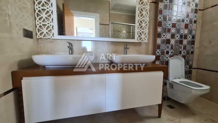 Двухэтажная вилла с видом на море в Каргыджаке, 300м - Ракурс 41