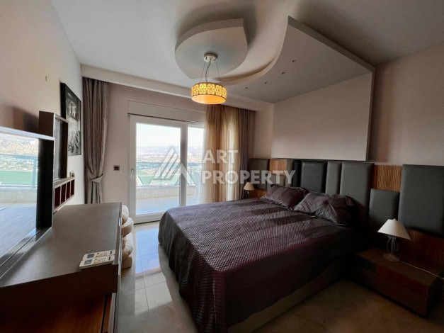 Двухэтажная меблированная вилла с видом на море в Каргыджаке, 700м - Ракурс 2