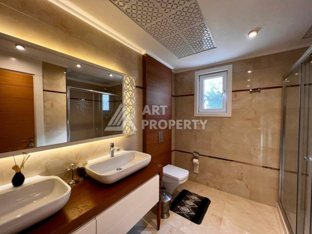 Двухэтажная меблированная вилла с видом на море в Каргыджаке, 700м - Ракурс 10