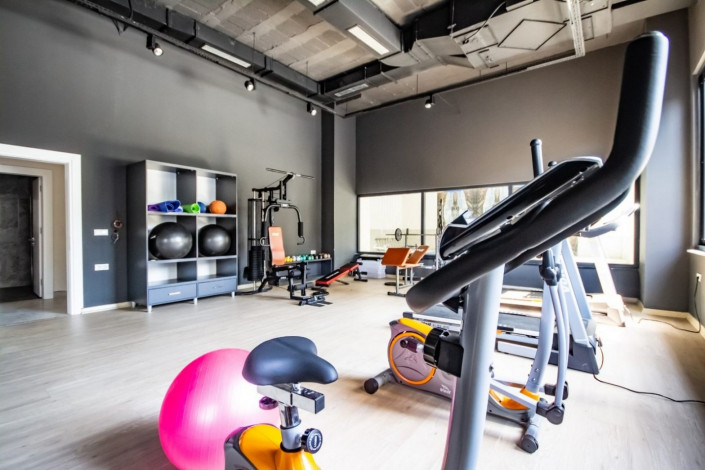 Трехкомнатная квартира c дизайнерским ремонтом в живописном районе Махмутлар, Алания, 115 м2 - Ракурс 20