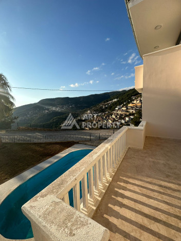 Вилла планировки 6+2, 340 м2 в районе Бекташ, Аланья - Ракурс 3