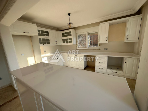 Вилла планировки 6+2, 340 м2 в районе Бекташ, Аланья - Ракурс 4