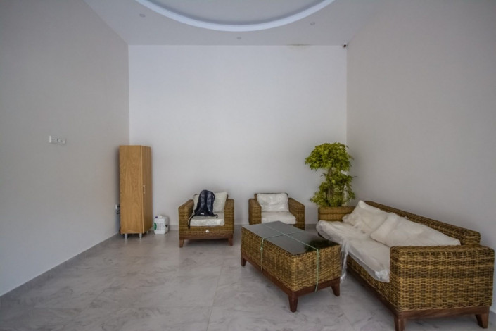 Трехкомнатная квартира c дизайнерским ремонтом в живописном районе Махмутлар, Алания, 115 м2 - Ракурс 23