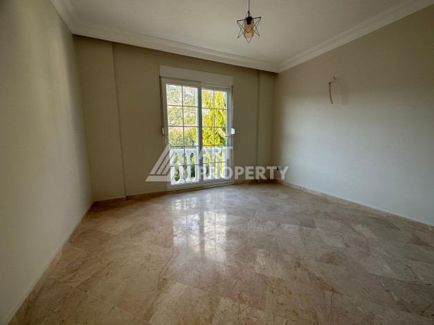 Вилла планировки 6+2, 340 м2 в районе Бекташ, Аланья - Ракурс 19