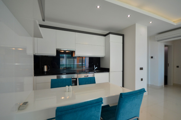 Квартира в аренду 1+1 с видом на море в одном из лучших комплексов Алании, 65 м2 - Ракурс 15