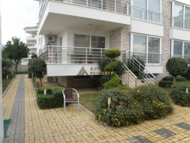 Комфортабельная трехкомнатная квартира в элитном комплексе в районе Оба, Алания, 105 м2. - Ракурс 23