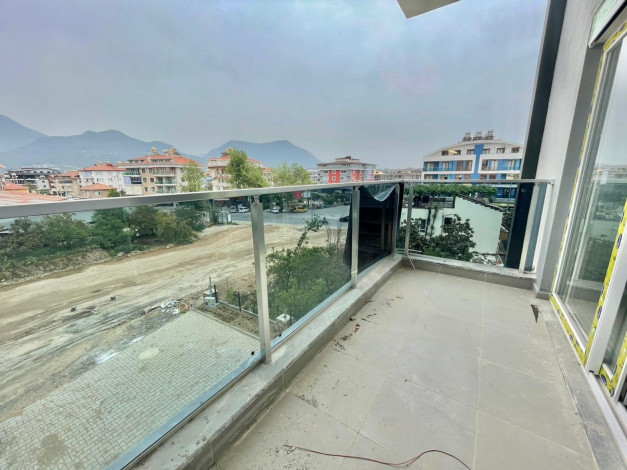 В престижном районе Оба продаются двухкомнатные апартаменты с хорошим ремонтом, 55м2 - Ракурс 6