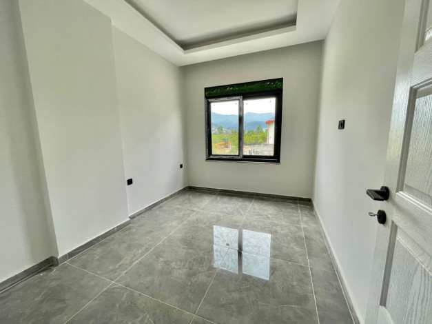 В престижном районе Оба продаются двухкомнатные апартаменты с хорошим ремонтом, 55м2 - Ракурс 9