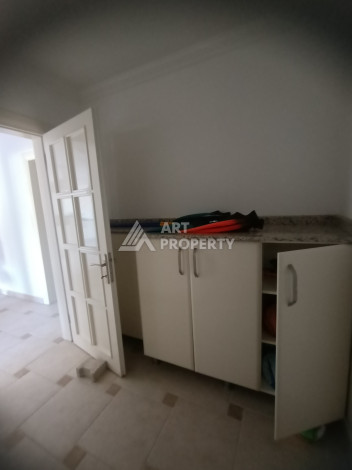 Просторная вилла 7+1 с огромной терассой в районе Каргыджак - Ракурс 4