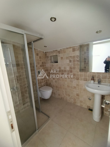 Просторная вилла 7+1 с огромной терассой в районе Каргыджак - Ракурс 16