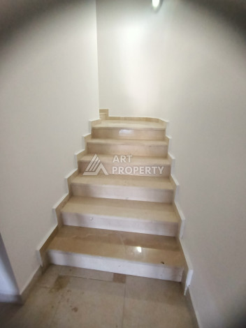 Просторная вилла 7+1 с огромной терассой в районе Каргыджак - Ракурс 37