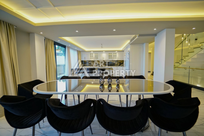 Шикарная просторная 1024м2 вилла с мебелью и техникой - Ракурс 3