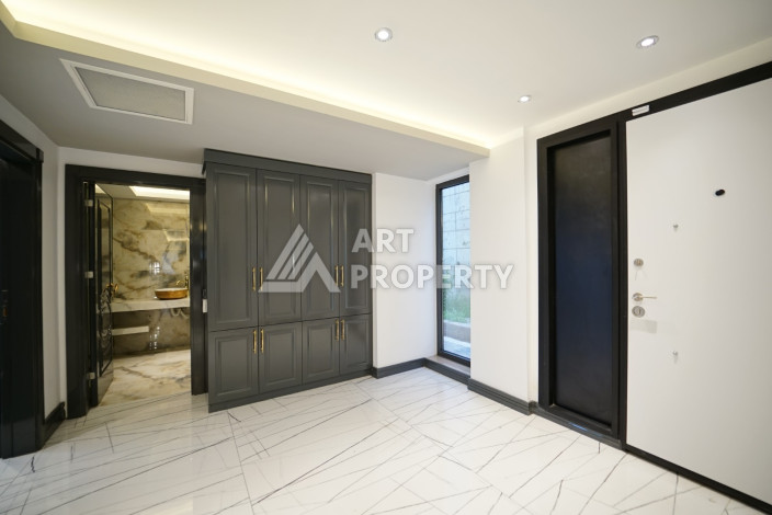 Шикарная просторная 1024м2 вилла с мебелью и техникой - Ракурс 6