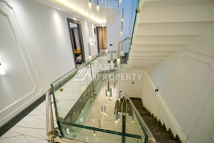 Шикарная просторная 1024м2 вилла с мебелью и техникой - Ракурс 27