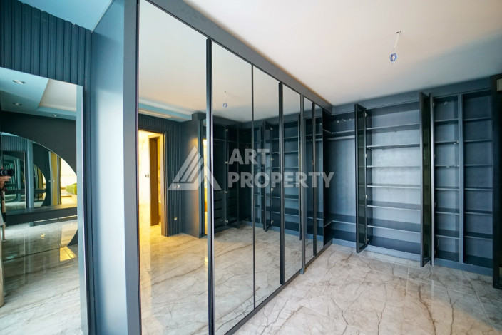 Шикарная просторная 1024м2 вилла с мебелью и техникой - Ракурс 40