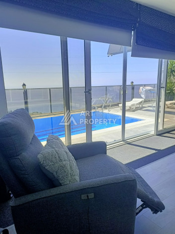 Просторная видовая вилла 350м2 в районе Каргыджак. - Ракурс 8