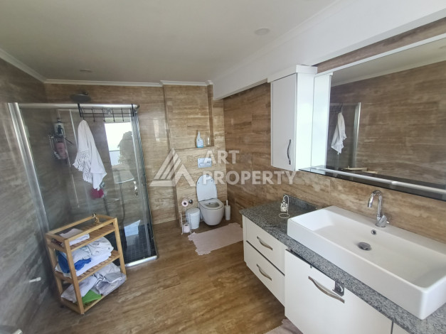 Просторная видовая вилла 350м2 в районе Каргыджак. - Ракурс 21