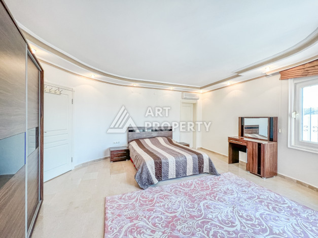 Просторная видовая вилла 3+1, 650м2 в районе Каргыджак - Ракурс 10