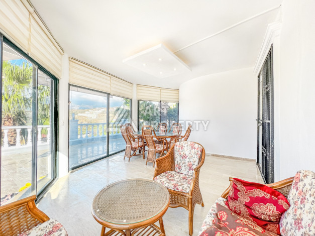 Просторная видовая вилла 3+1, 650м2 в районе Каргыджак - Ракурс 13