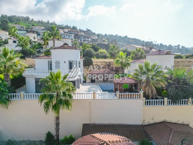 Просторная видовая вилла 3+1, 650м2 в районе Каргыджак - Ракурс 21