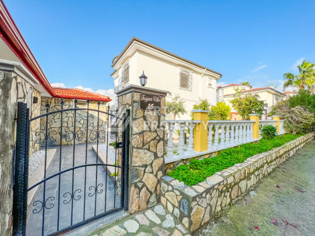 Просторная видовая вилла 3+1, 650м2 в районе Каргыджак - Ракурс 24