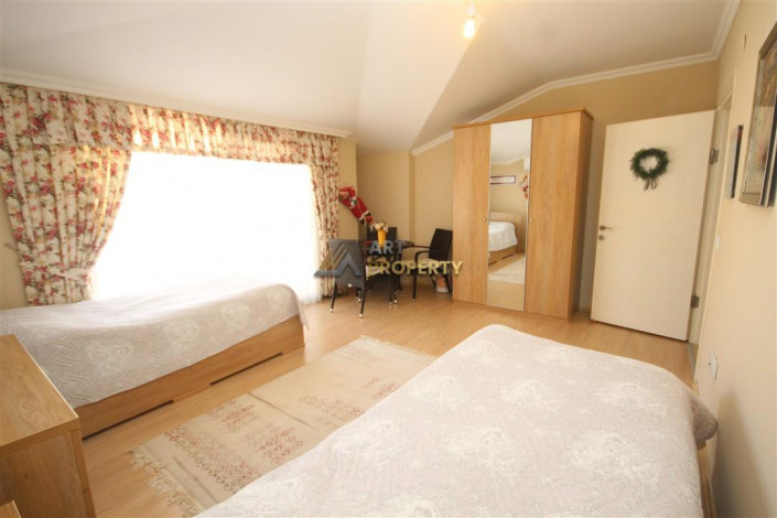 Большой по площади дуплекс 4+1 с видом на Торосские горы в районе Оба, 275 м2 - Ракурс 12