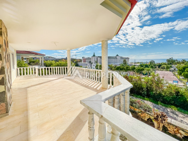 Вилла с шикарным видом на Средиземное море в районе Конаклы 4+1 - Ракурс 34