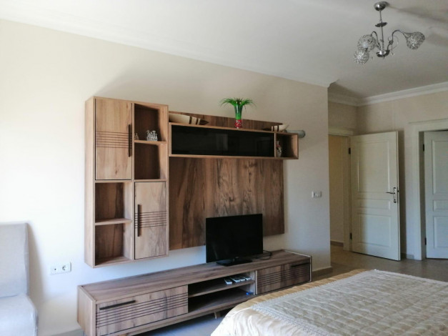 Квартира 3+1 с видом на море в самом центре Махмутлара, 178 м2 - Ракурс 6