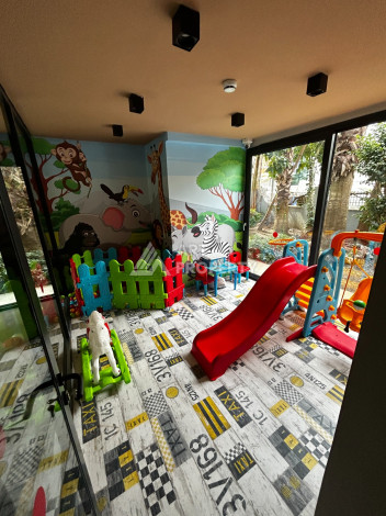 Квартира  1+1, 50м2 в хорошем комплексе, в шаговой доступности от моря. - Ракурс 19