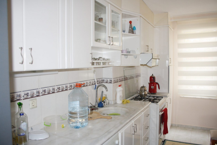 Меблированная квартира 2+1 рядом с морем в районе Оба, 100 м2 - Ракурс 6