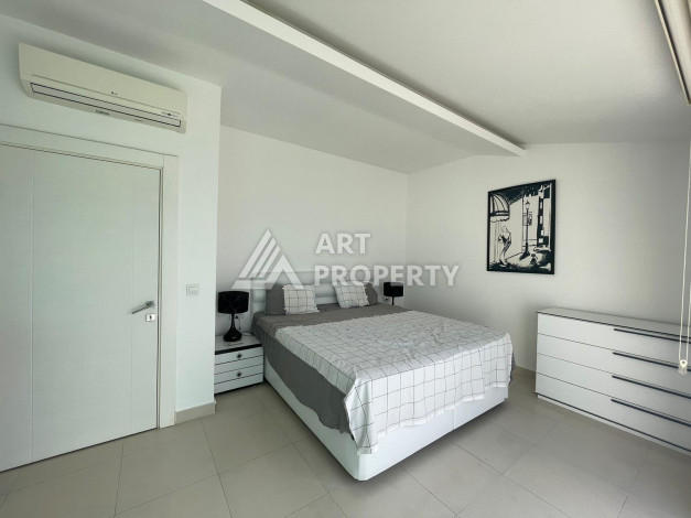 Пентхаус 2+1 с на первой линии с видом на море в районе Кестель - Ракурс 10