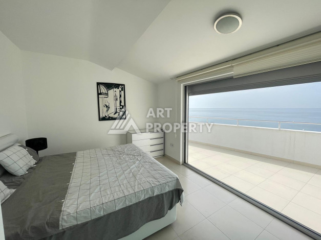 Пентхаус 2+1 с на первой линии с видом на море в районе Кестель - Ракурс 13