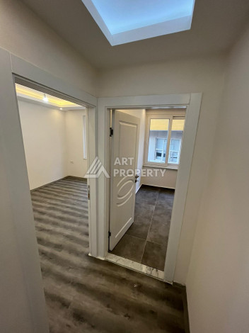 Квартира 2+1 с ремонтом в пяти минутах хотьбы от пляжа Клеопатры! - Ракурс 8