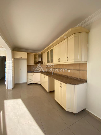 Просторная квартира 2+1,120м2 в шаговой доступности от Средиземного моря - Ракурс 3