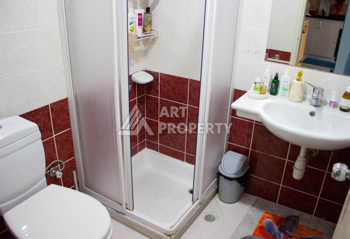 Квартира 1+1 с мебелью и техникой в центральной части района Оба! - Ракурс 4