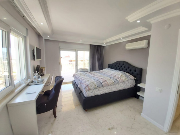 Шикарная вилла 3+1 с видом на море и город на склоне Торосских гор Аланьи, 155м2 - Ракурс 21