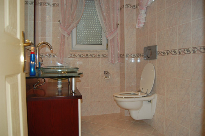 Отдельностоящая вилла 5+1 с собственным бассейном и зеленым садом в Обе, 355 м2 - Ракурс 2