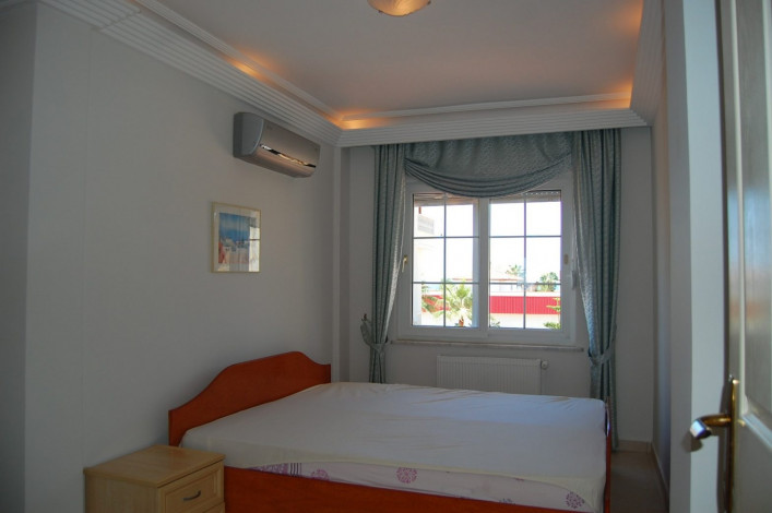 Отдельностоящая вилла 5+1 с собственным бассейном и зеленым садом в Обе, 355 м2 - Ракурс 11