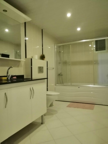 Квартира 3+1 с видом на море в самом центре Махмутлара, 178 м2 - Ракурс 8