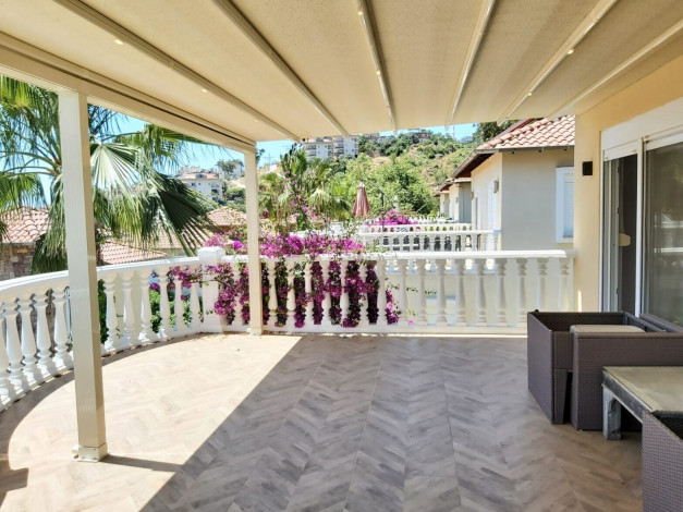 Шикарная вилла 3+1 с видом на море и город на склоне Торосских гор Аланьи, 155м2 - Ракурс 26