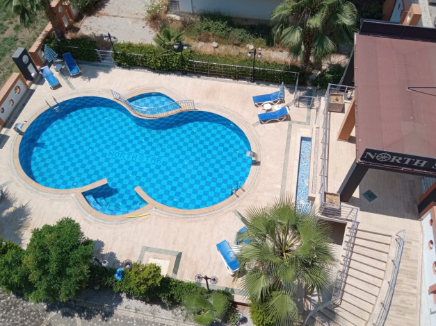 Четырехкомнатный дуплекс в Кестеле в 130 метрах от Средиземного моря, 160 м2 - Ракурс 11