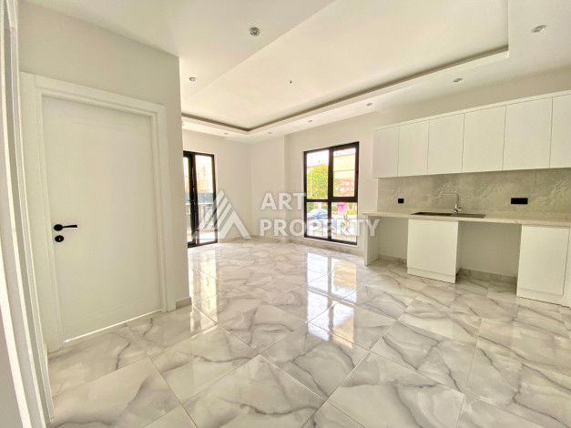 Квартира 1+1 в новостройке в самом центре Алании в 150 м от пляжа! - Ракурс 14