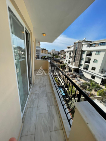 Двухуровневая квартира 4+1 в открытом для ВНЖ районе Тосмур - Ракурс 12