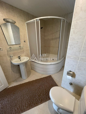 Двухуровневая квартира 4+1 в открытом для ВНЖ районе Тосмур - Ракурс 16