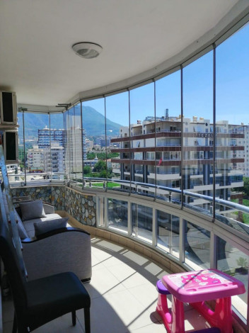 Квартира 3+1 с видом на море в самом центре Махмутлара, 178 м2 - Ракурс 9