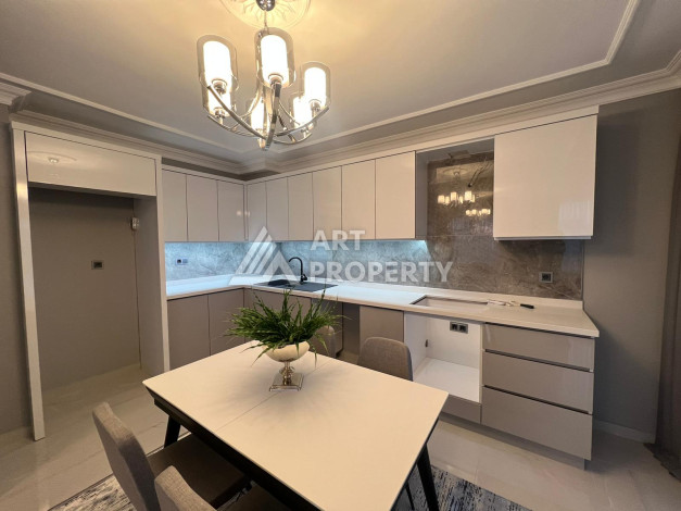 Двухуровневая квартира 4+1 с дизайнерским ремонтом и новой мебелью в районе Оба! - Ракурс 2